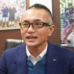チームコーチングから生まれた海運業界初のプロジェクト｜エヌワイの社員の意識と組織風土を変えたセムコ