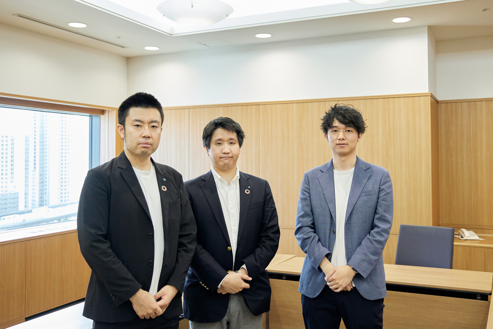 左から蛭田晋一郎さん、鶴野篤優さん、久保駿貴さん