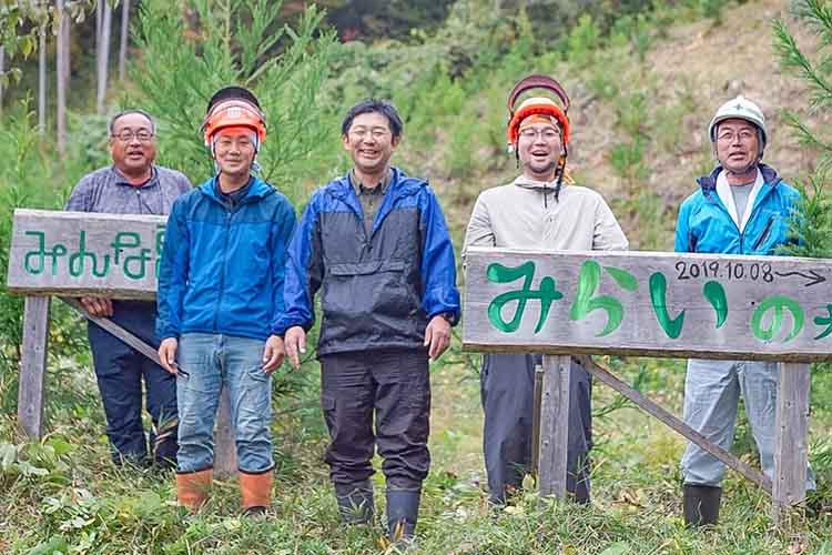 「長生きする、まな板」は、宮城県栗原市に本拠を構える株式会社KURIMOKU(栗駒木材)が手がけた一品