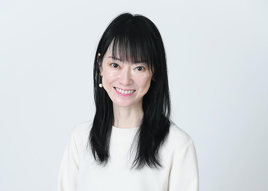 遠野なぎこ