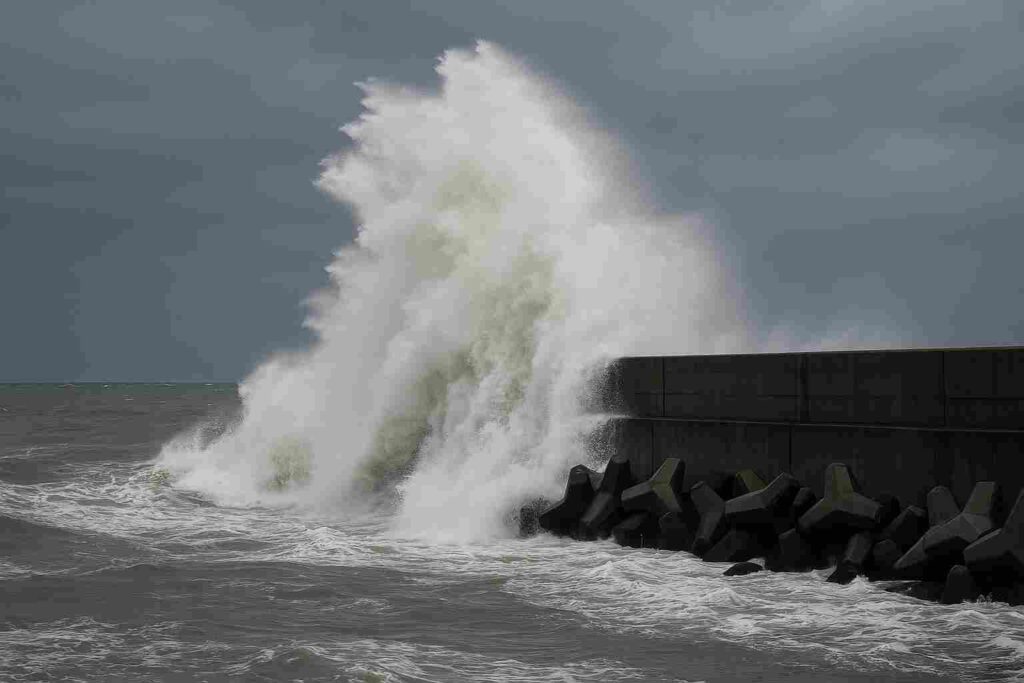 高波 台風