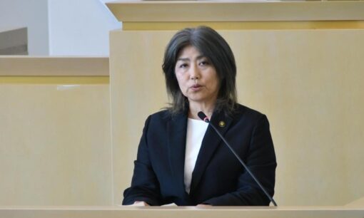 学歴詐称から失職へ──伊東市・田久保真紀市長、図太さが招いた末路