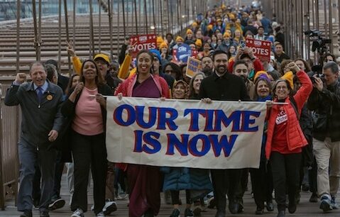 無名の移民からNY市長へ。ゾーラン・マムダニ34歳、SNSが変えた選挙の風景