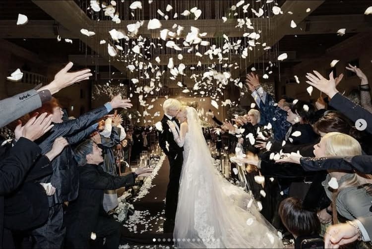 ちゃんみなが夫ASH ISLANDと正式挙式　遺書を書き続けた理由と“曖昧”を終わらせた決意