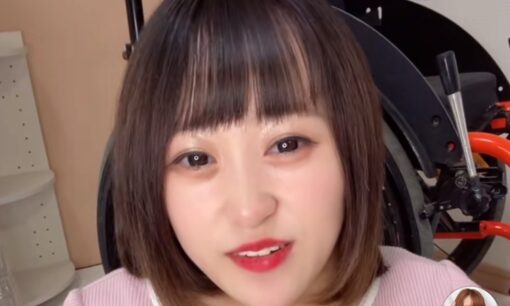 身長110センチの車椅子インフルエンサー・元キャバ嬢の鈴木沙月容疑者、3カ月の娘を殺害　親権をめぐる孤立の末に