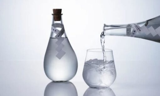 御神酒を「浄酎」へ　ナオライが挑む日本初、廃棄ゼロの酒蔵再生モデル