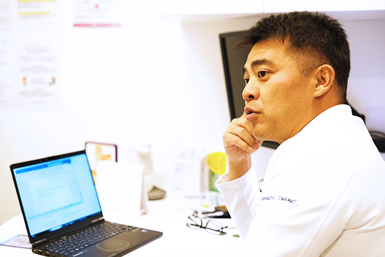 四谷内科・内視鏡クリニック 高木謙太郎院長