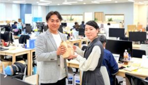 ファストコムホールディングス　UCHINO