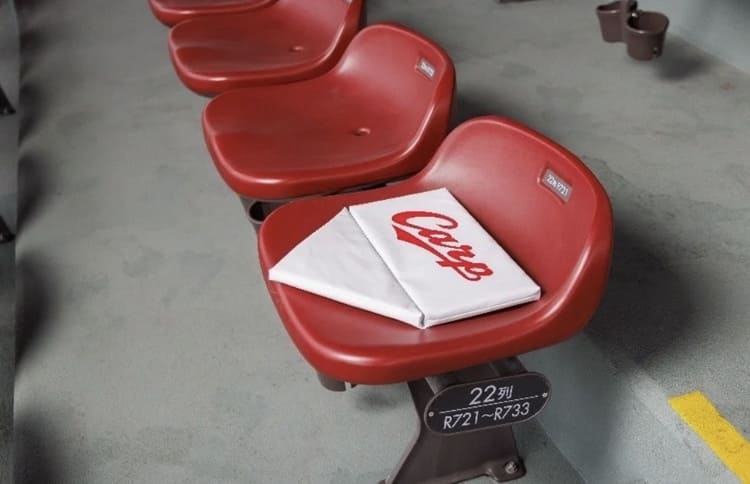 広島カープ公式に澤田棉行が挑む　高級廃材クッションの衝撃