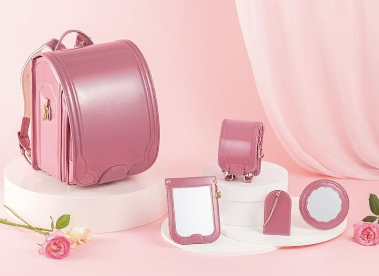 土屋鞄製造所が挑む卒業後の魔法と受け継がれる職人の執念