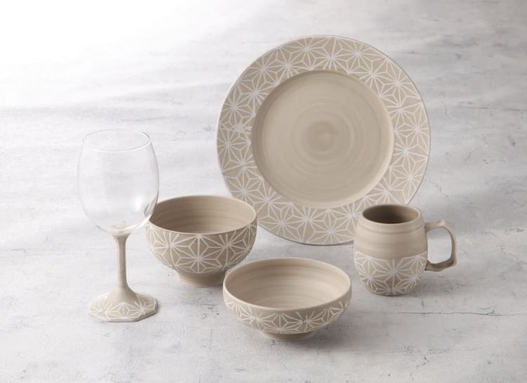 400トンの「お荷物」が宝の山に?東洋セラミックス 有田焼の逆転劇