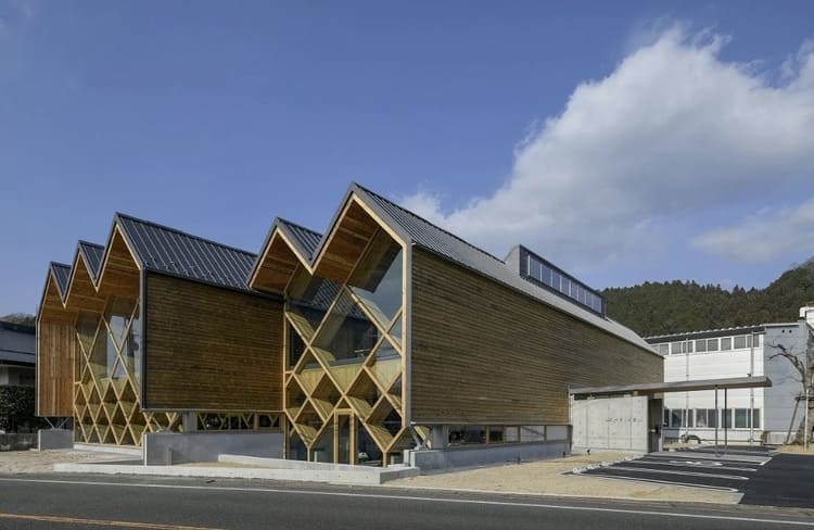 銘建工業が挑むCLT革命と国産材で塗り替える都市の未来