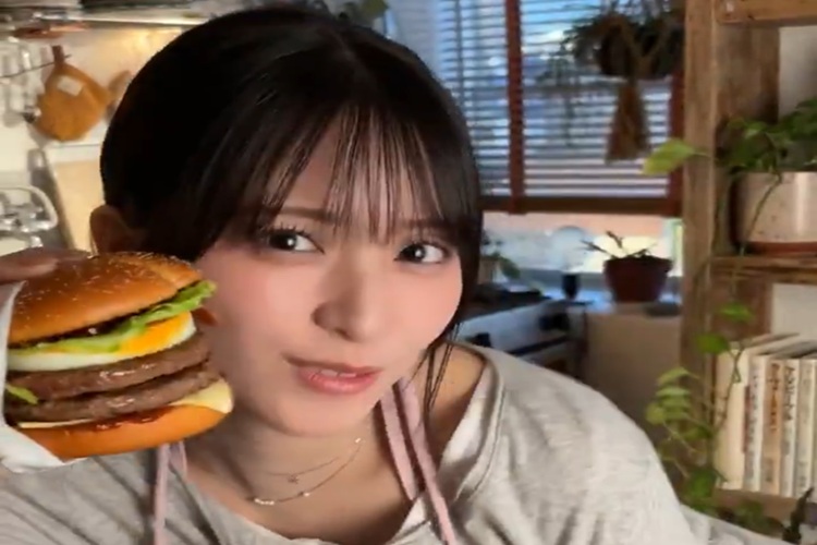 マクドナルド　佐々木舞香