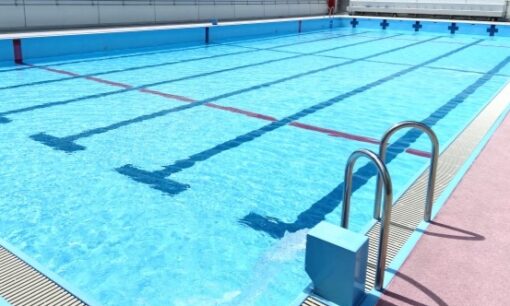学校プールはなぜ消えるのか　水泳授業廃止と民間委託で広がる地域格差