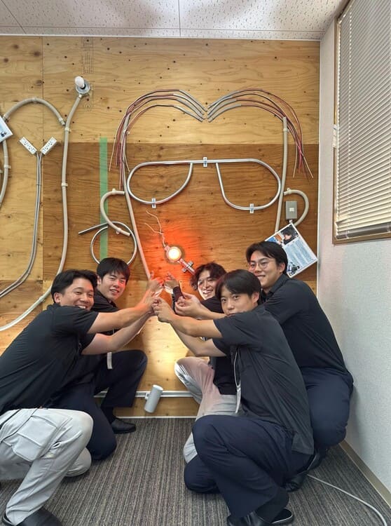 勝山電気工事　インターン生の作品