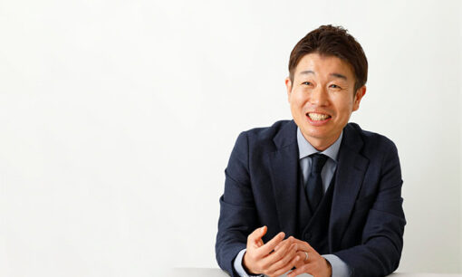 「笑っているから、幸せなのだ」死の淵からの生還を経て、新規事業と笑顔を伴走支援する起業家の軌跡