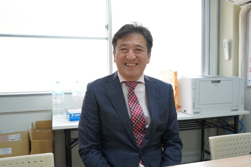 クラックス合同会社　吉岡代表