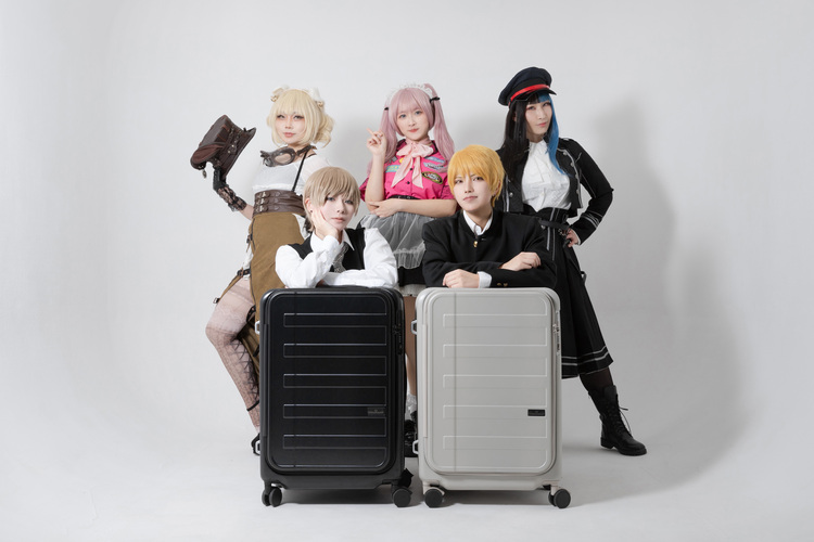 OSHINO コスプレイヤー