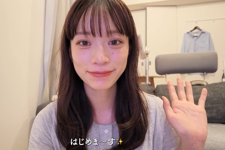 由布菜月