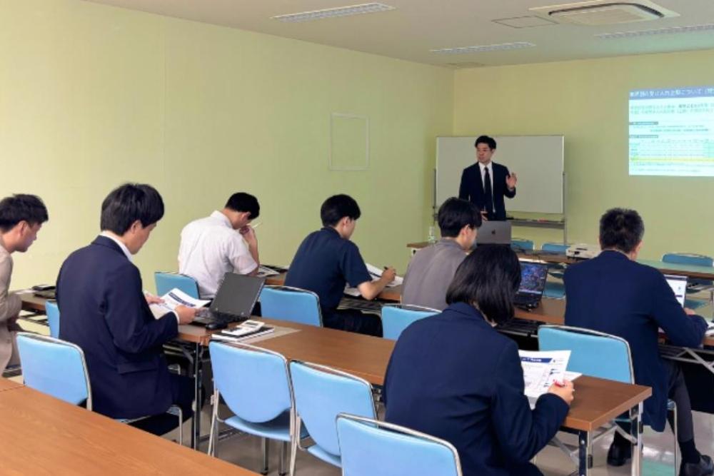 グローバークス