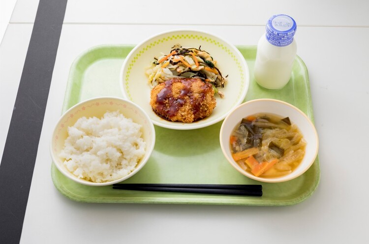 東洋食品　給食