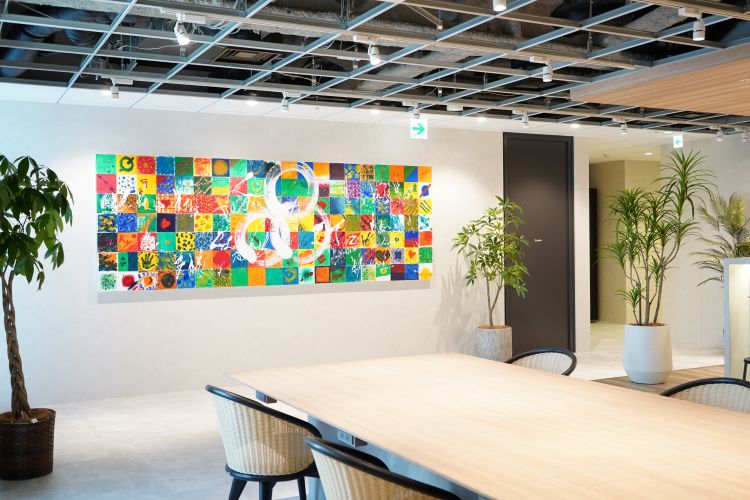ビズメイツ株式会社・全社員で制作したアート