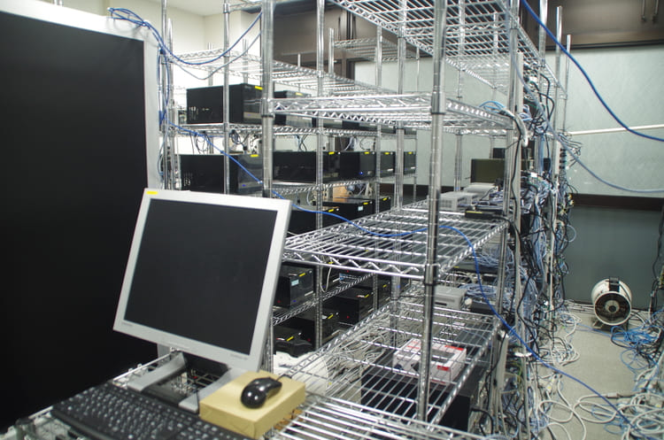 地圏環境テクノロジー・コンピュータールーム