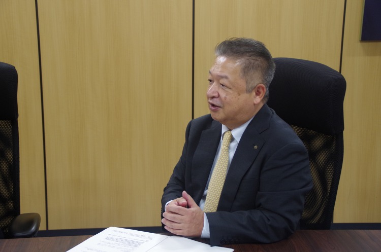 富士産業株式会社・若山氏